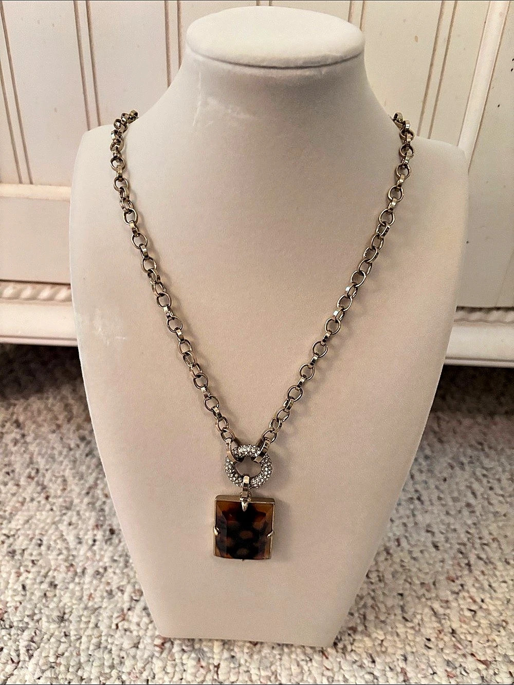 Brown Pendant Necklace
